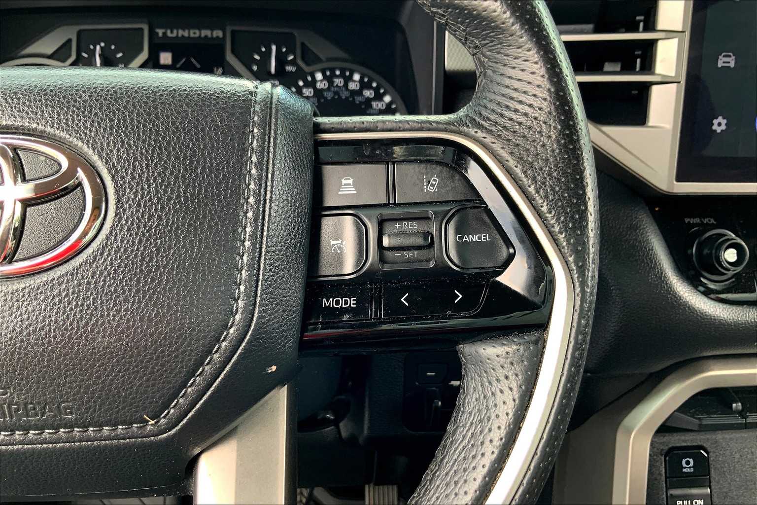 2022 Toyota Tundra Limited photo 22