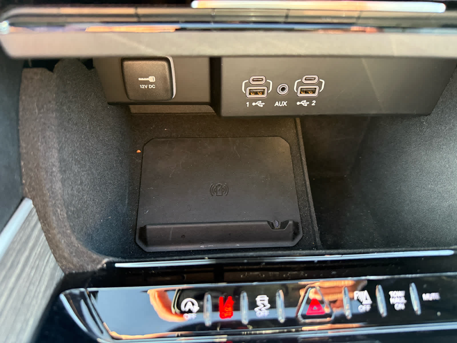 2024 Jeep Wagoneer L Series III photo 27