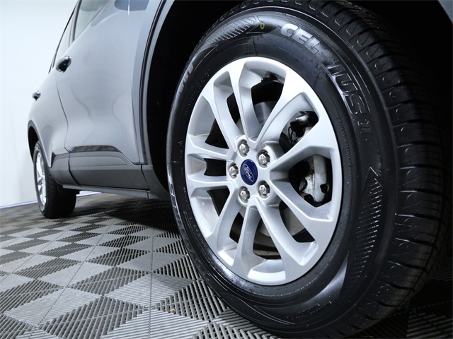 Certified 2022 Ford Escape SE with VIN 1FMCU9G68NUA93569 for sale in Apple Valley, Minnesota