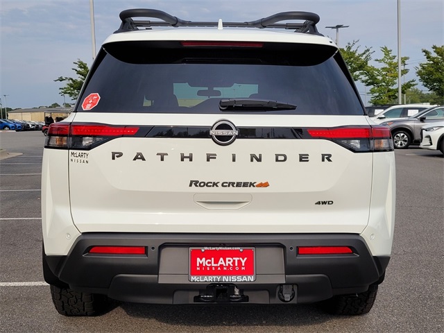 2025 Nissan Pathfinder Rock Creek photo 3