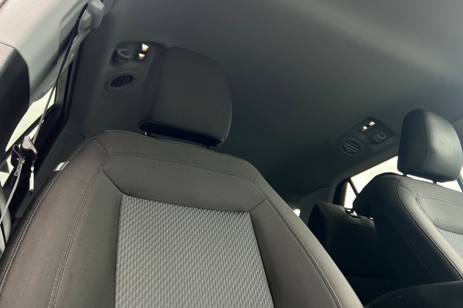 2022 Ford Explorer XLT photo 19