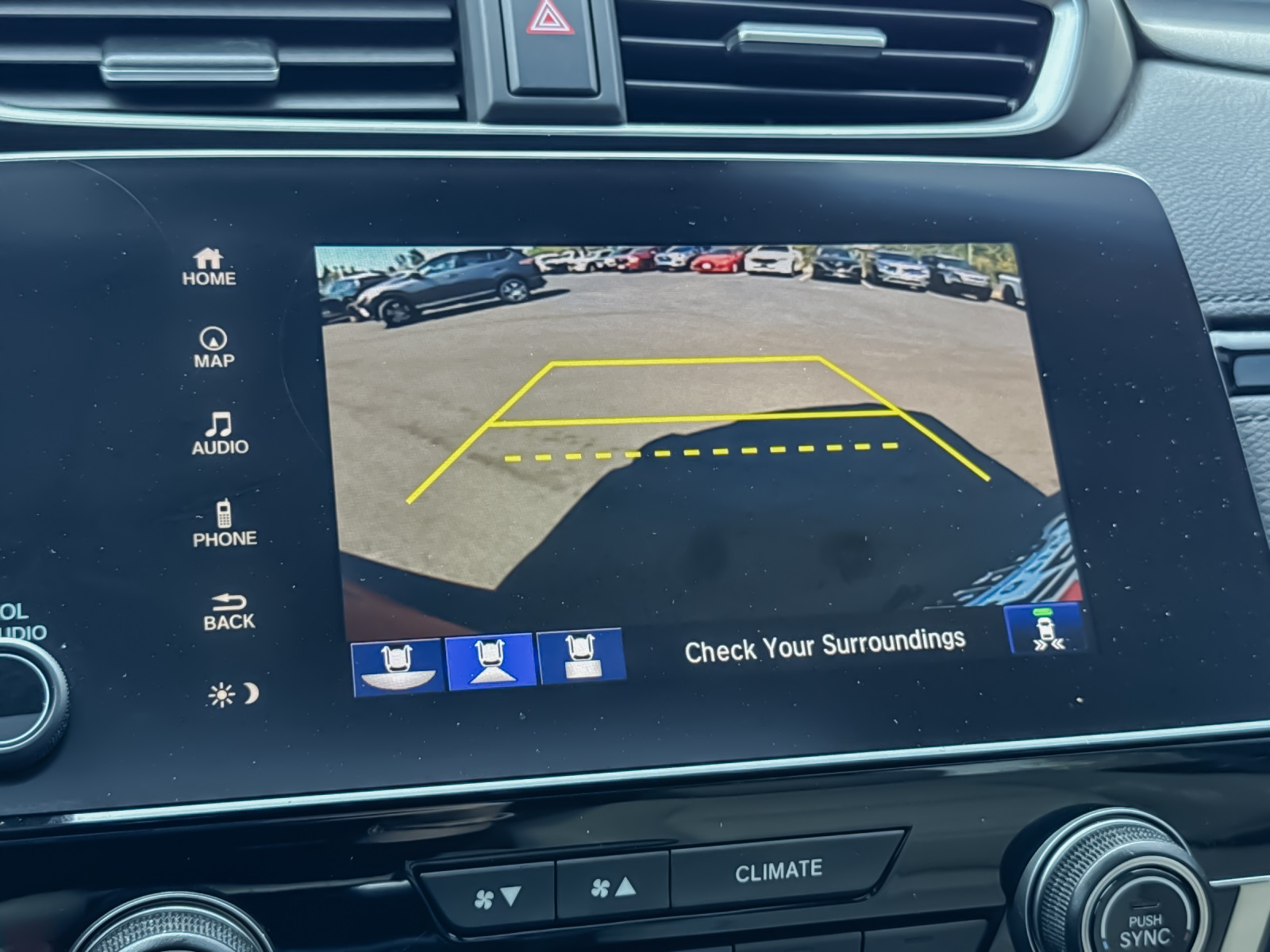 2018 Honda CR-V Touring photo 18
