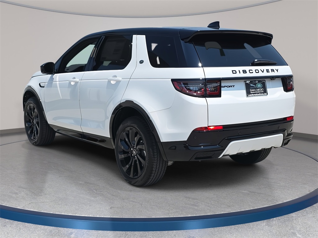 2025 Land Rover Discovery Sport SE photo 3