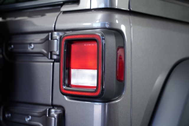2025 Jeep Wrangler Sport S photo 33