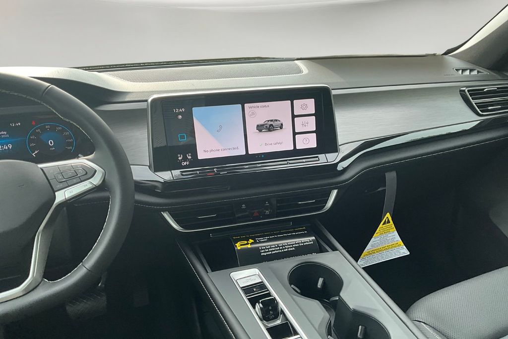 2026 Volkswagen Atlas Cross Sport SE photo 4