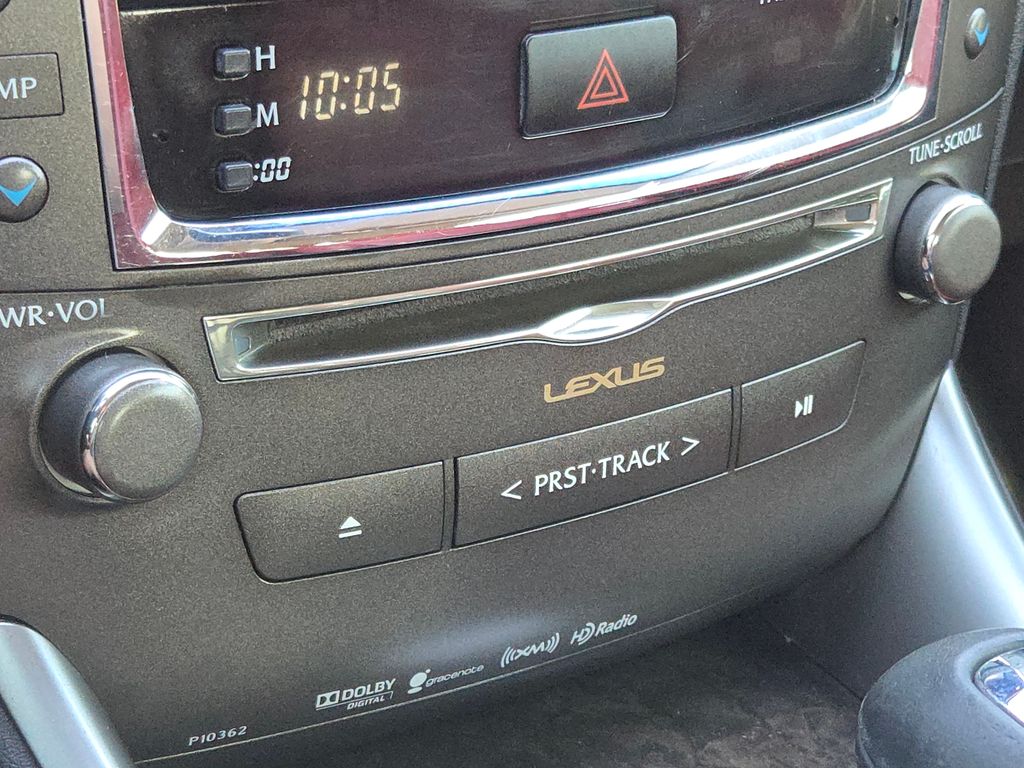 2013 Lexus IS 350 photo 28