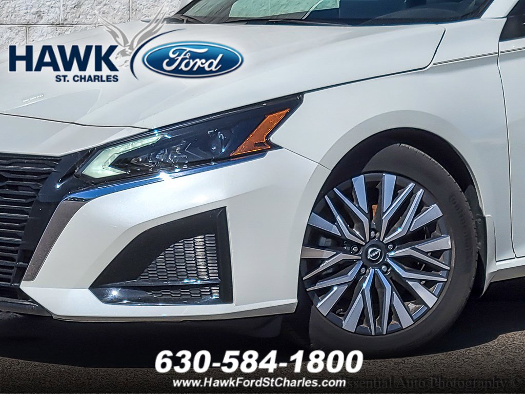 2023 Nissan Altima 2.5 SV photo 3