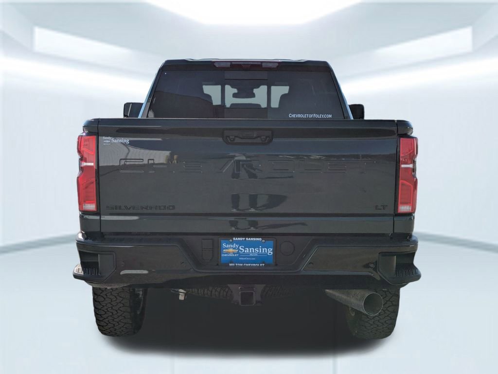 2026 Chevrolet Silverado 2500HD LT photo 3
