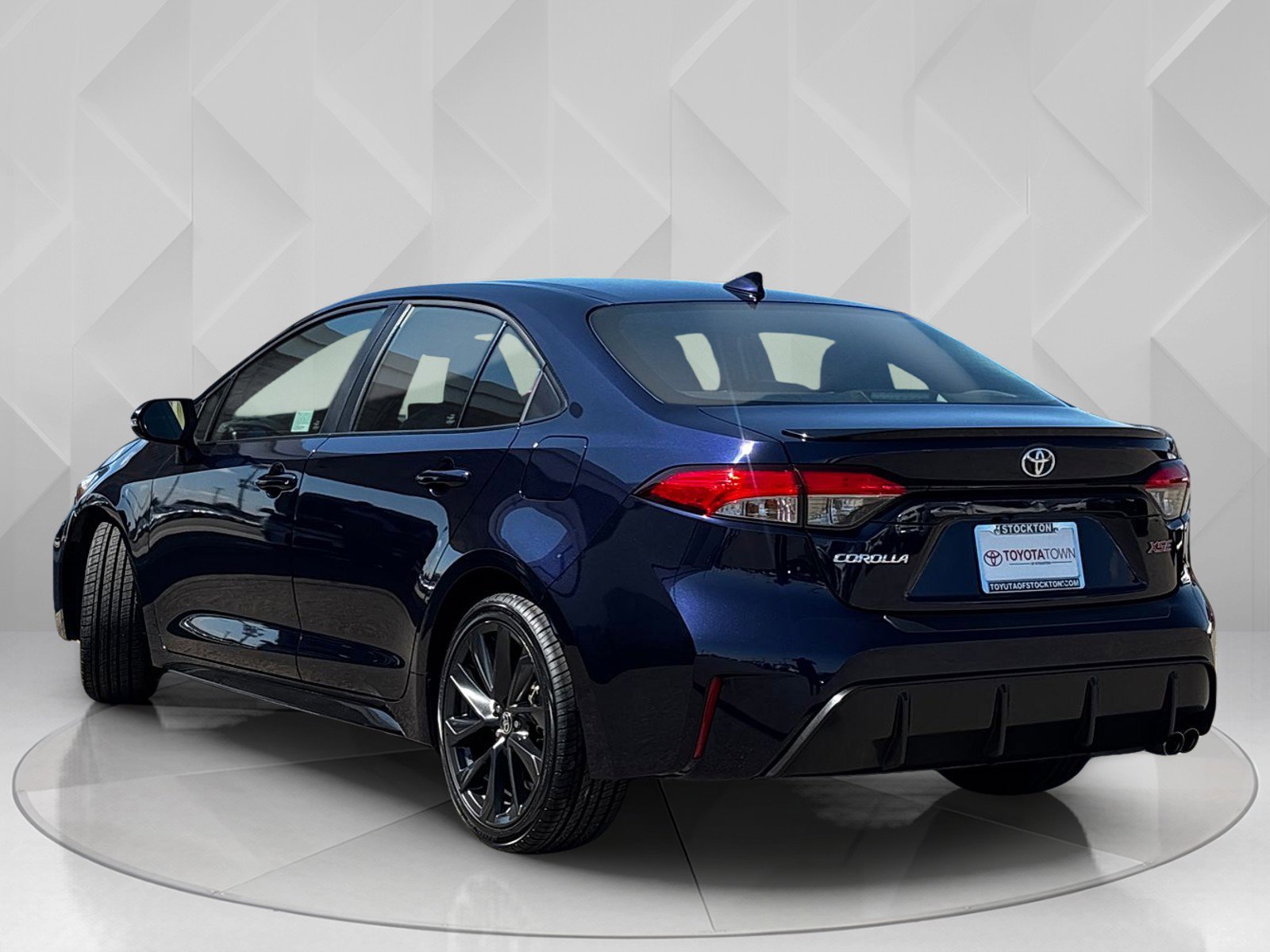 2023 Toyota Corolla XSE photo 3