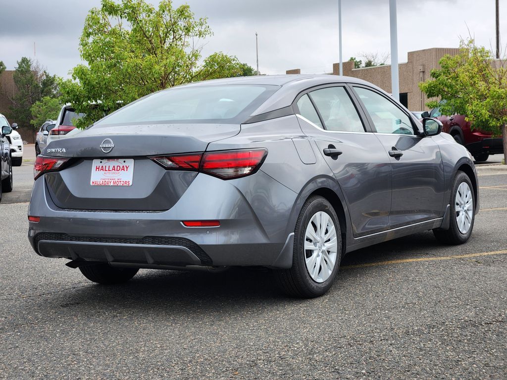2025 Nissan Sentra S photo 5