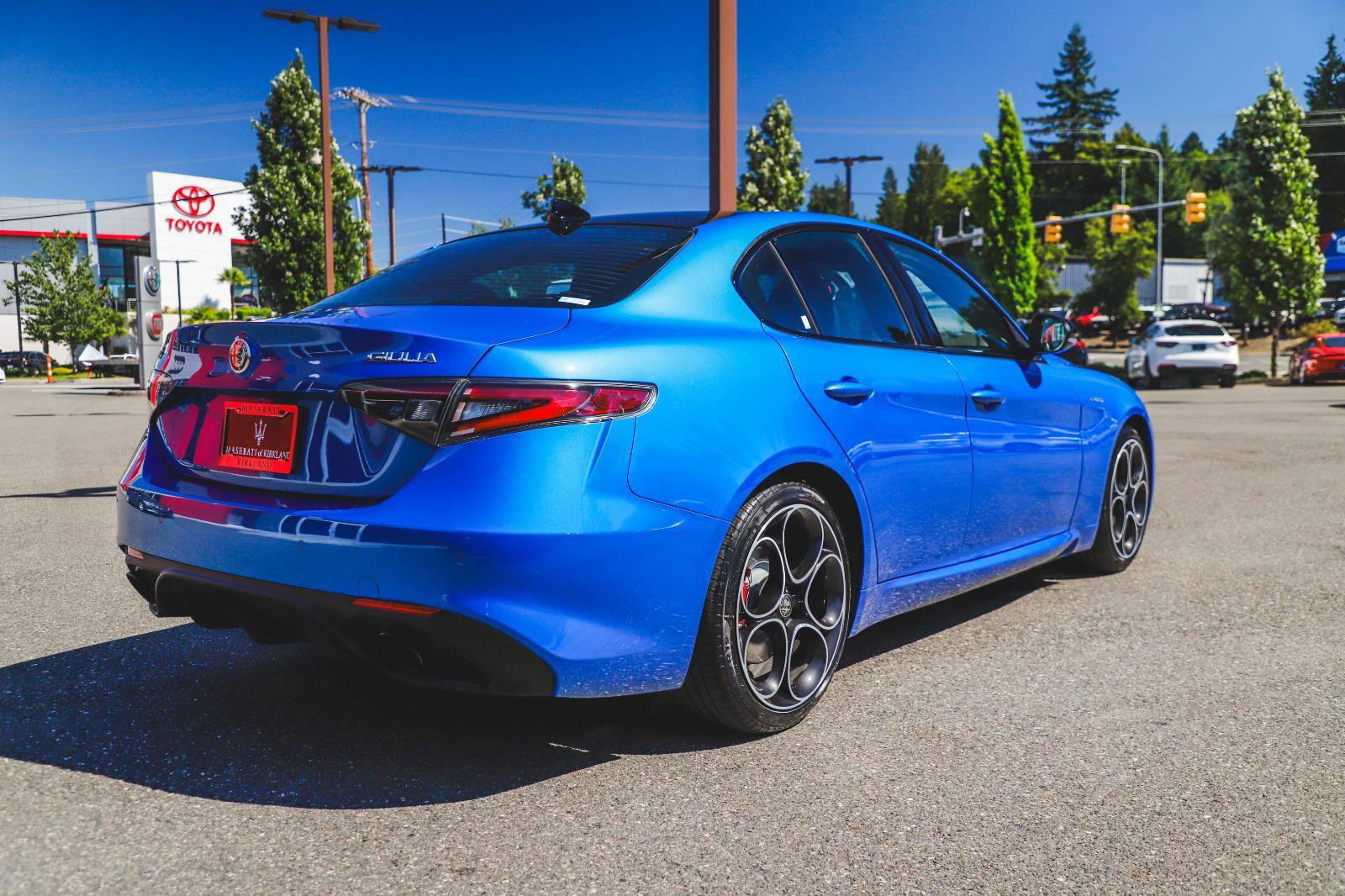 2025 Alfa Romeo Giulia Base photo 8