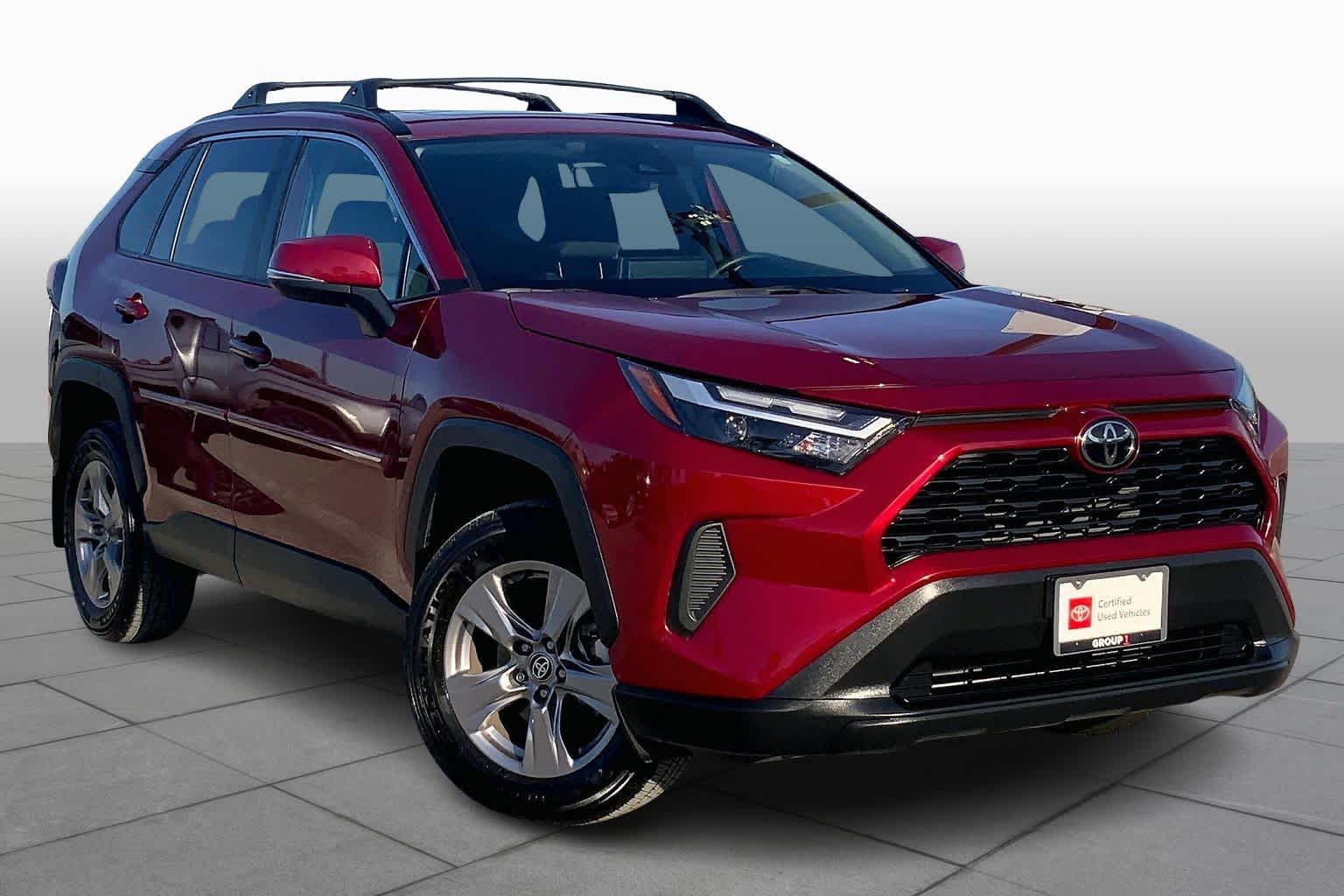 Used 2025 Toyota RAV4 XLE with VIN 2T3W1RFV7SW387563 for sale in Northfield, Minnesota