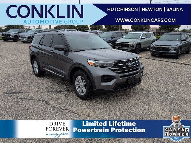 2022 Ford Explorer XLT's photo