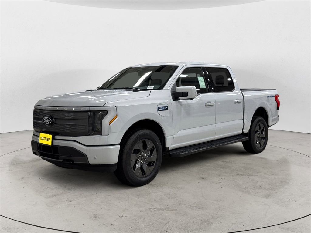 2025 Ford F-150 Lightning Lariat's photo