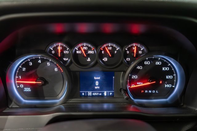 2019 Chevrolet Silverado 1500 Custom photo 14