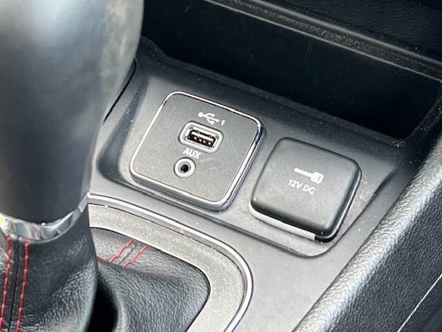 2019 Jeep Cherokee Trailhawk photo 20