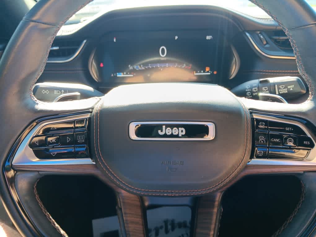 2021 Jeep Grand Cherokee L Summit photo 11