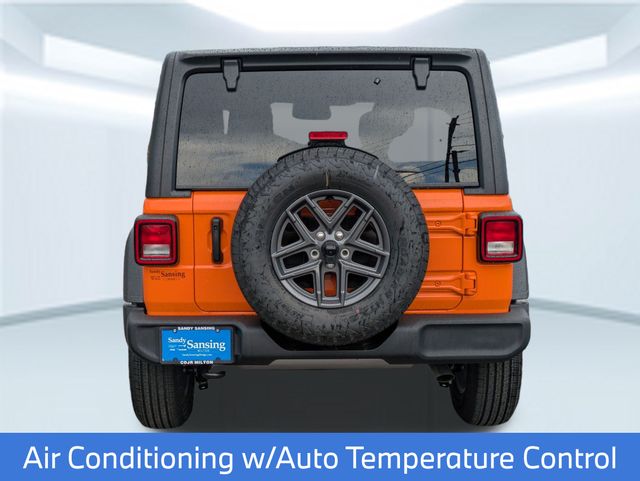 2025 Jeep Wrangler Sport S photo 4