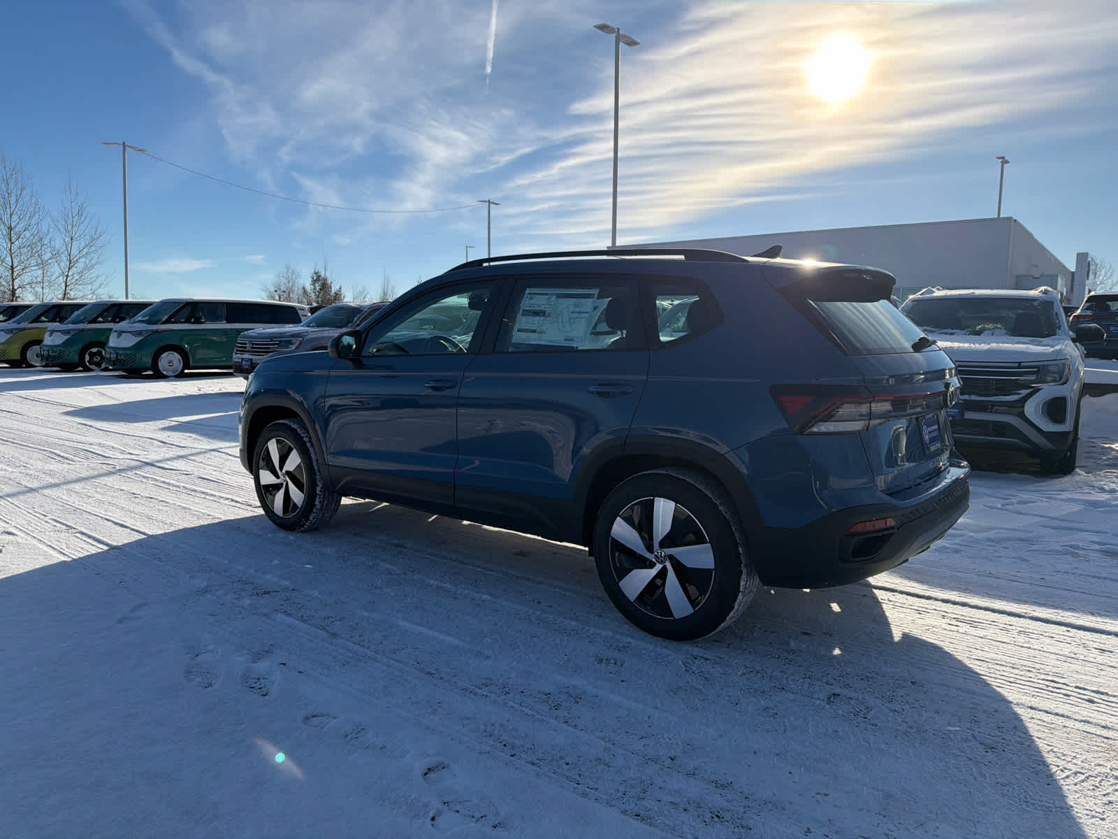 2026 Volkswagen Taos S's photo