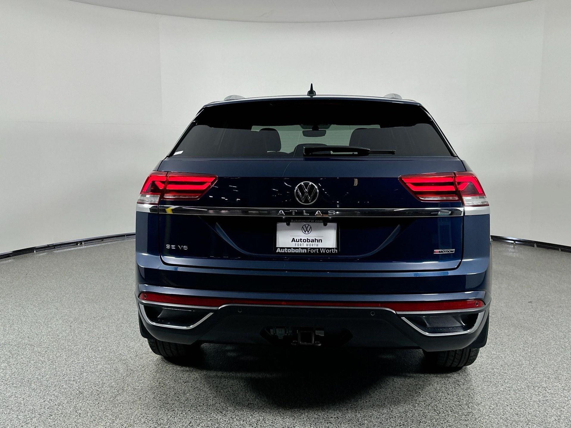 2021 Volkswagen Atlas Cross Sport V6 SE Technology photo 4