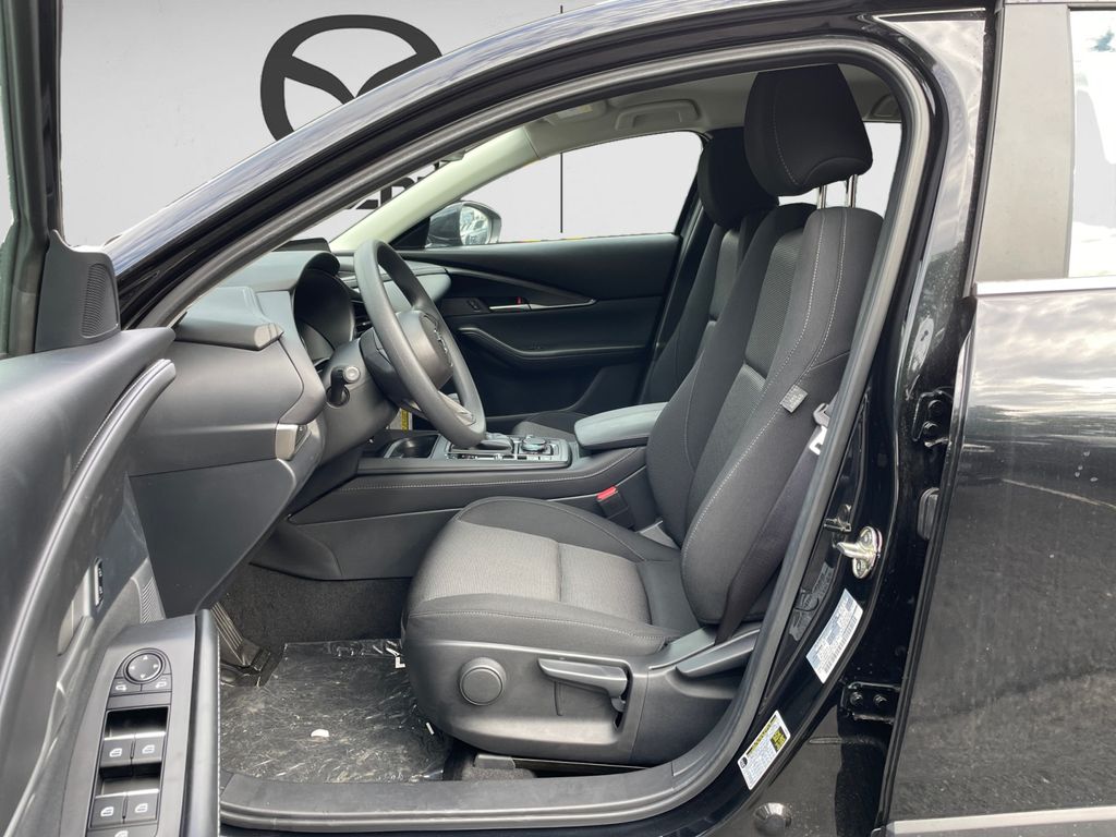 2025 Mazda CX-30 2.5 S photo 9