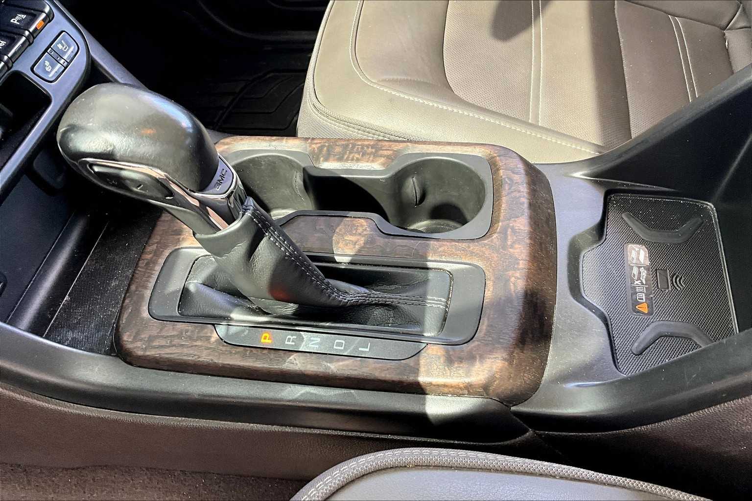 2022 Gmc Canyon Denali photo 13