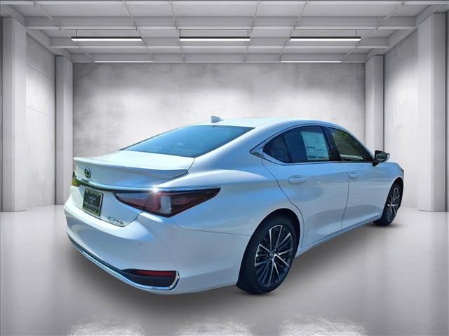 2025 Lexus ES 300h photo 4