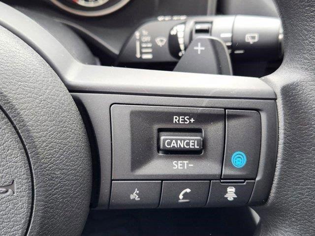 2025 Nissan Rogue SV photo 15