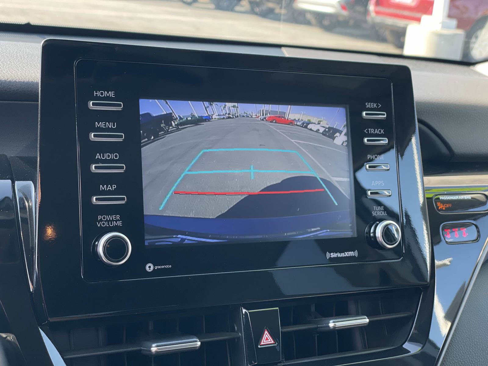 2023 Toyota Camry SE photo 11