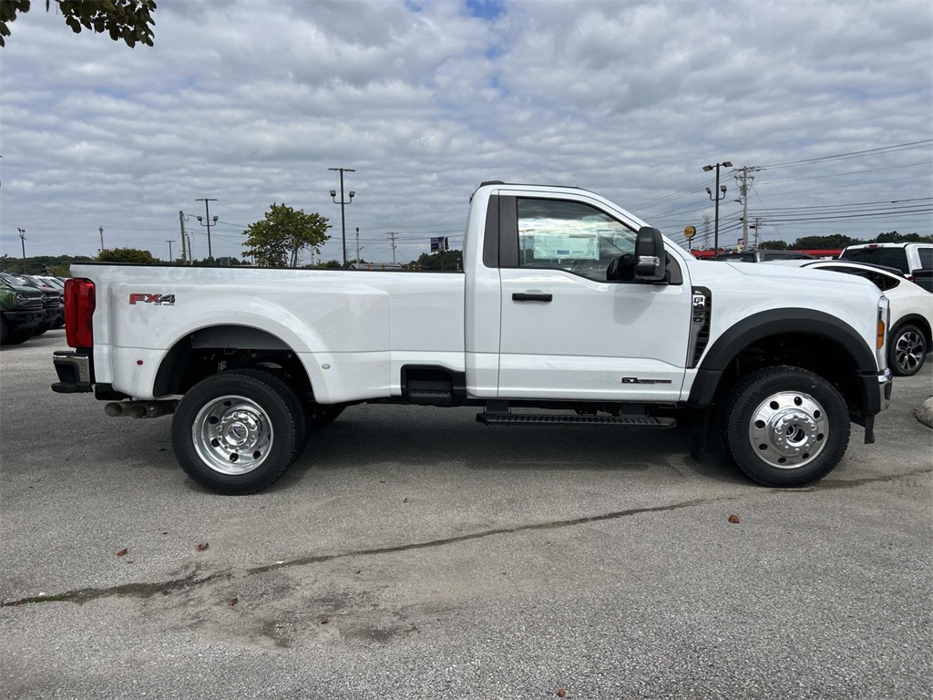 2026 Ford F-450 XL photo 2