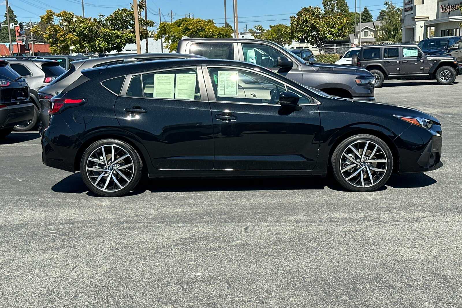 2024 Subaru Impreza Sport photo 2