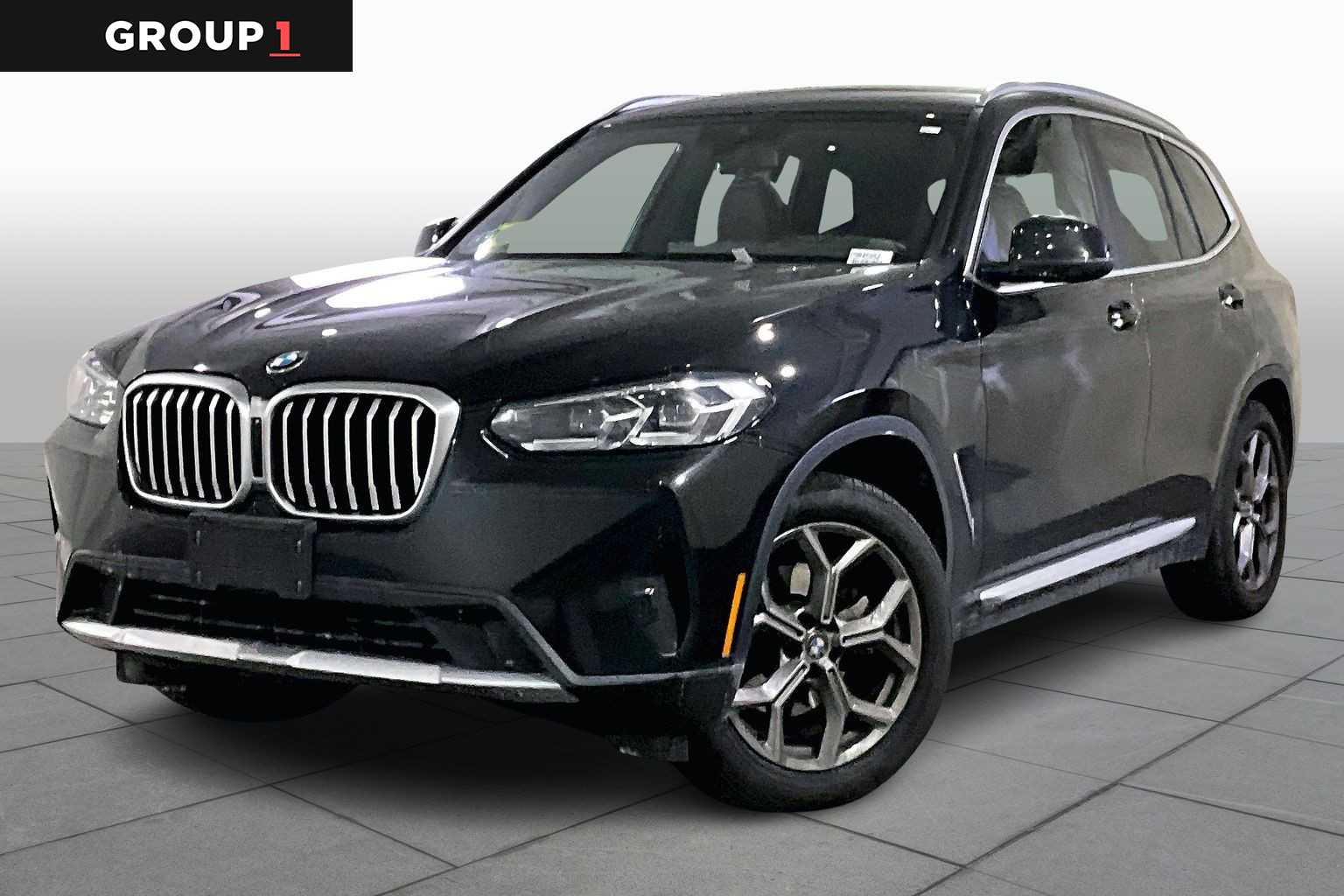 2023 BMW X3 30i's photo