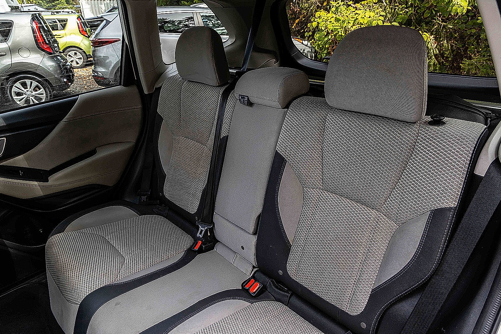 2020 Subaru Forester Premium photo 20