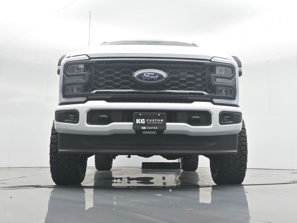 2025 Ford F-250 photo 46