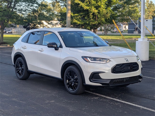 2026 Honda HR-V Sport photo 4