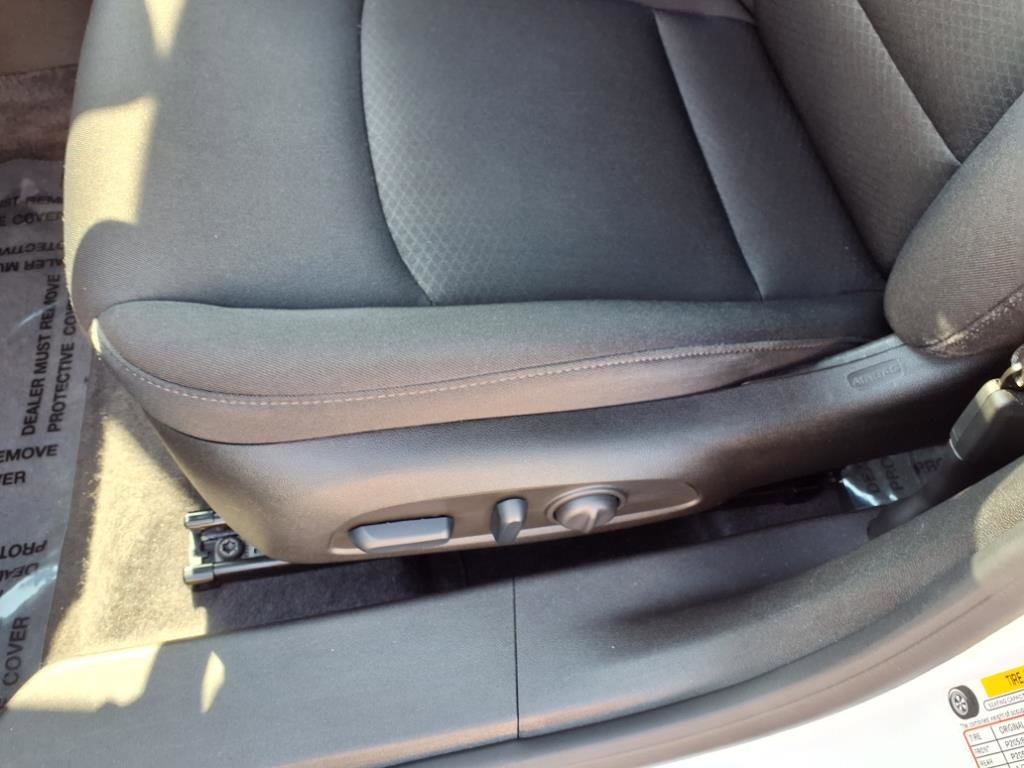 2024 Chevrolet Malibu 1LT photo 13