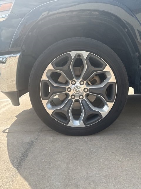 2019 Ram 1500 Limited photo 4