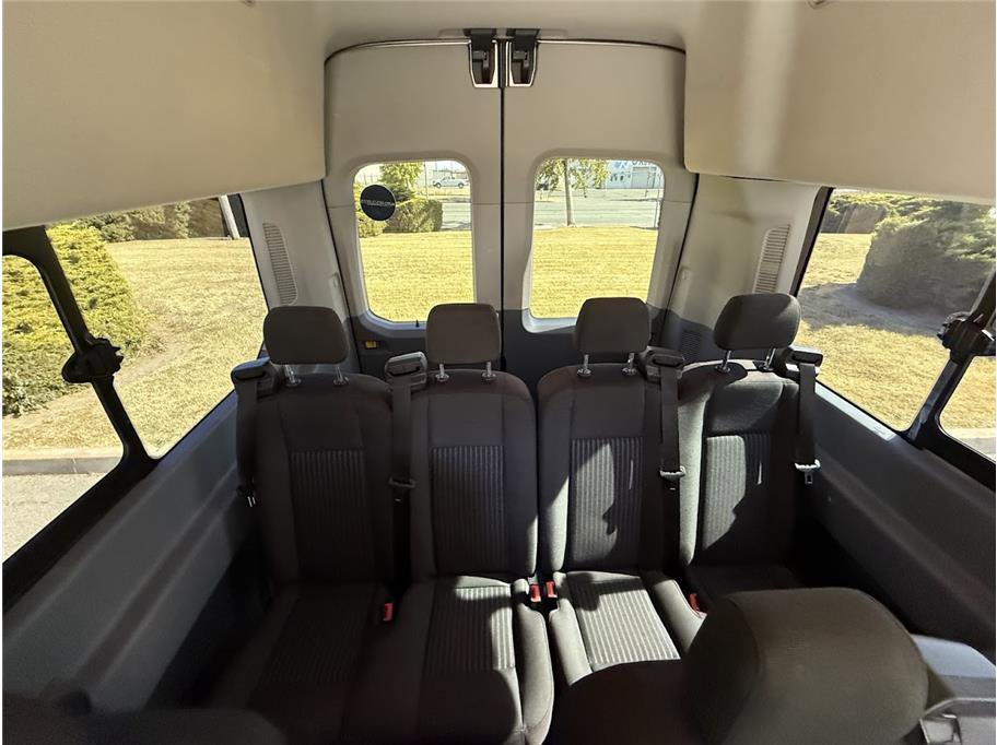 2018 Ford Transit Passenger XLT photo 22