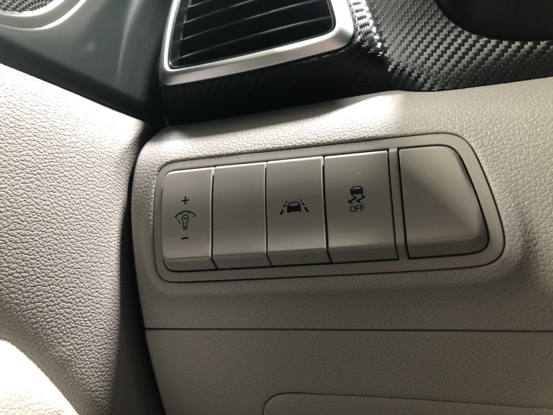 2020 Hyundai Tucson SE photo 18