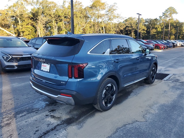2026 Kia Sorento EX photo 3