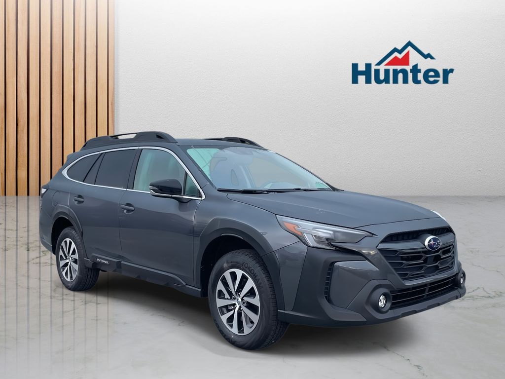 2025 Subaru Outback Premium's photo