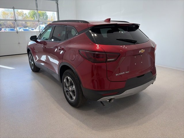 2025 Chevrolet Blazer 2LT photo 3