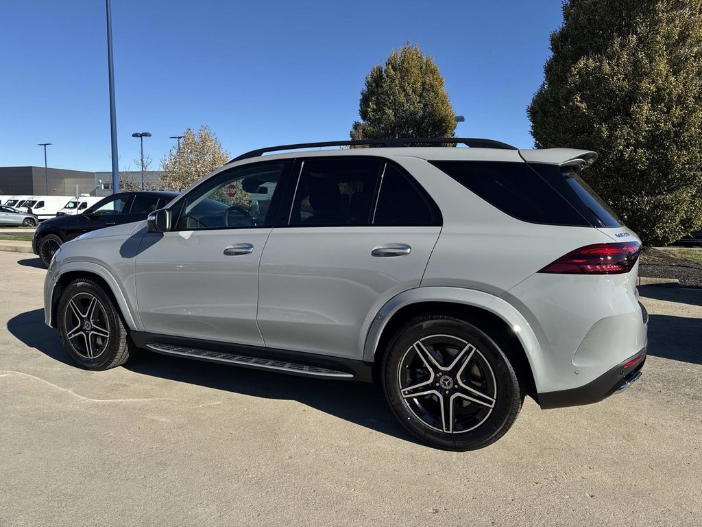 2026 Mercedes Benz GLE 350 4MATIC photo 3