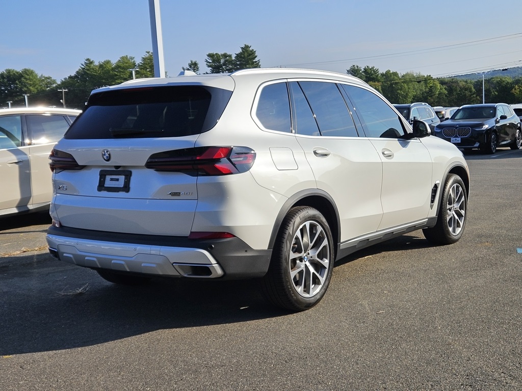 2024 Bmw X5 xDrive40i photo 2