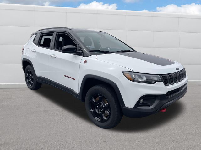 2024 Jeep Compass Trailhawk photo 10