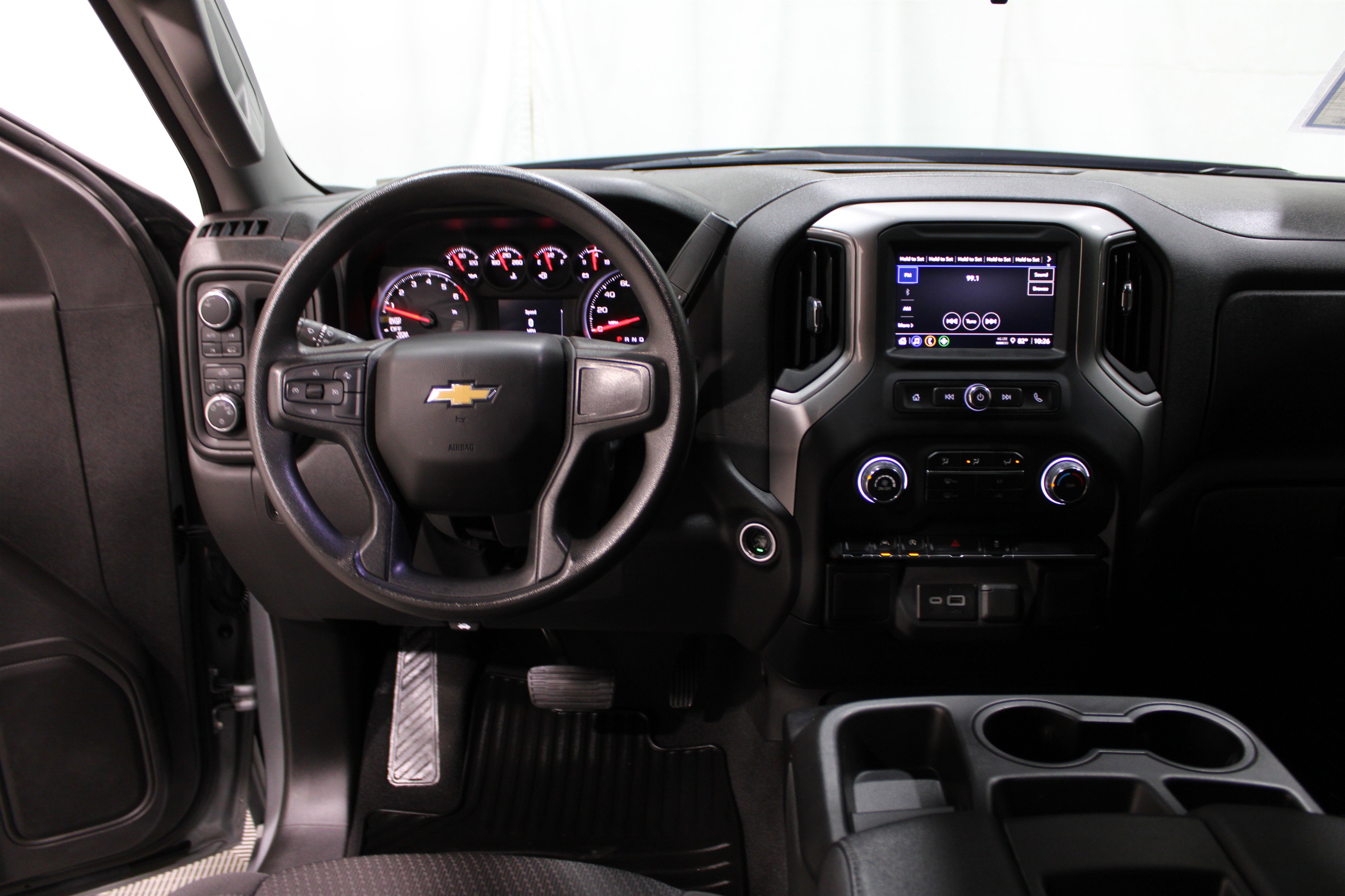 2024 Chevrolet Silverado 1500 Work Truck photo 2