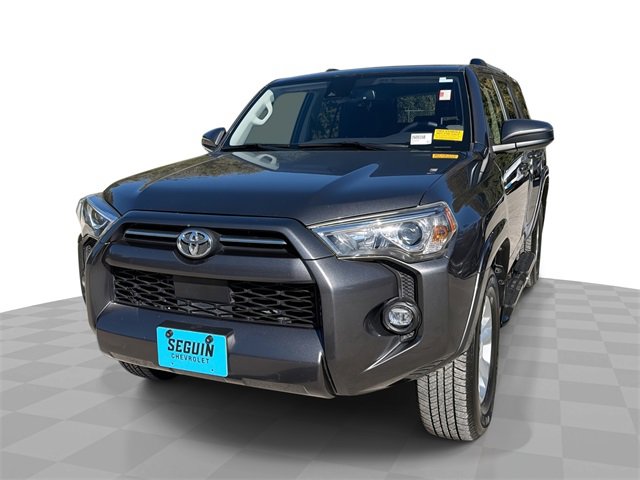 2022 Toyota 4Runner SR5's photo