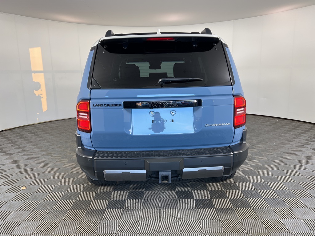 2024 Toyota Land Cruiser Base photo 15