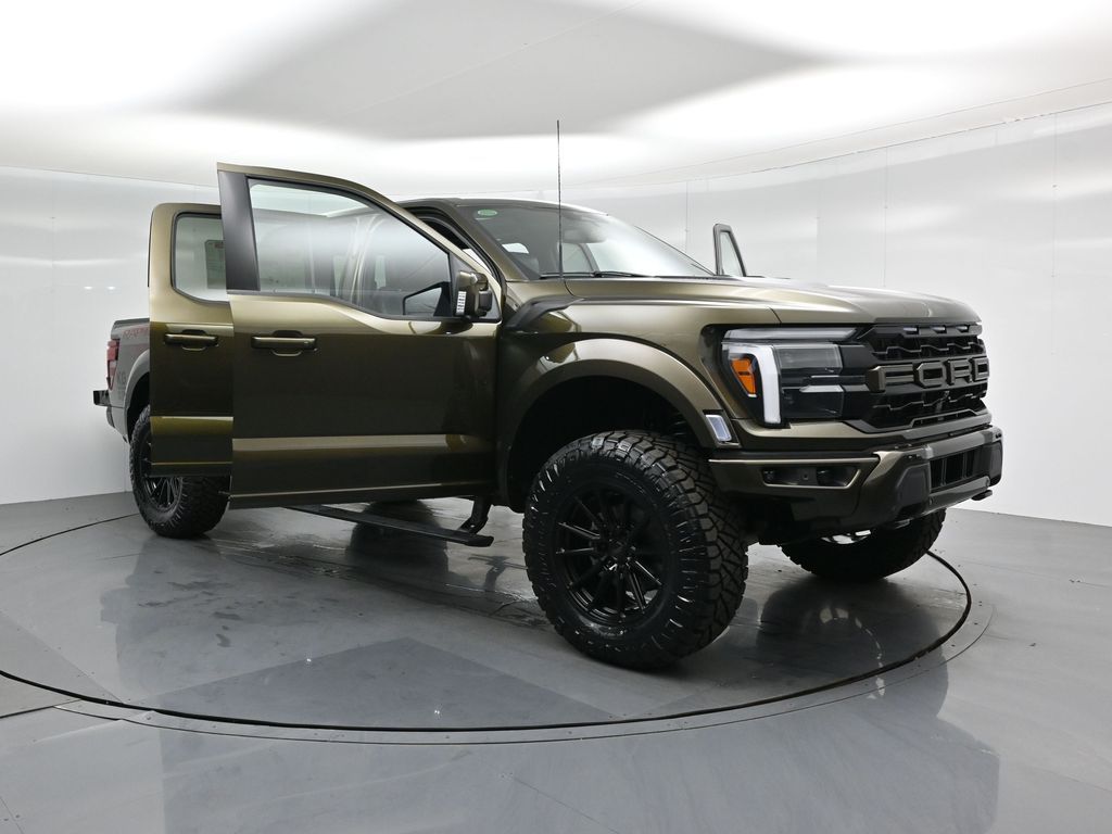 2025 Ford F-150 Raptor photo 29