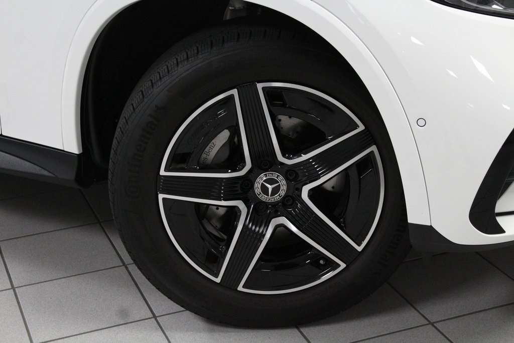 2025 Mercedes Benz GLC 350e 4MATIC photo 3